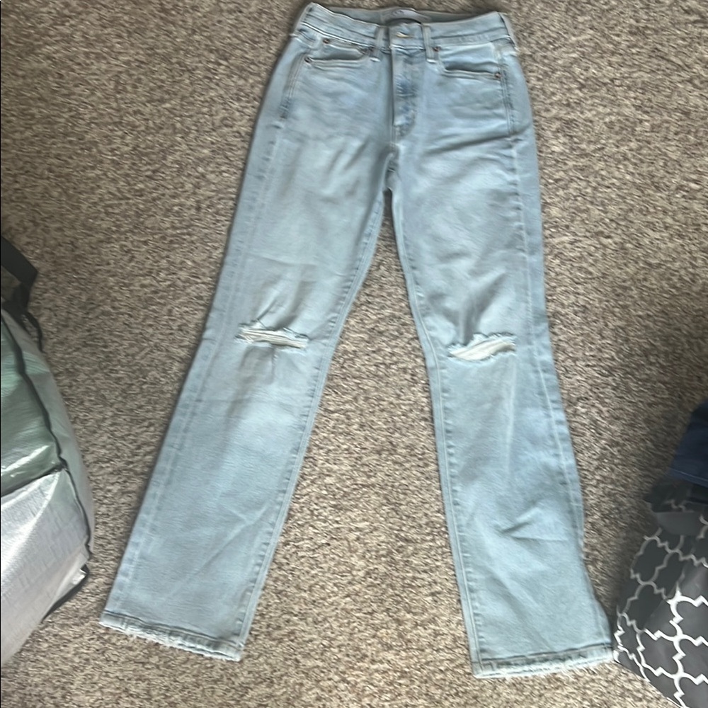 AYR “the sugar” style Distressed Women's Jean